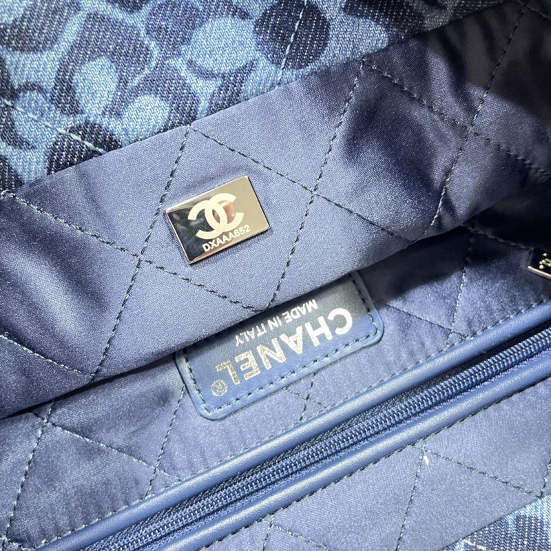 Ch**el hobo 22 bags